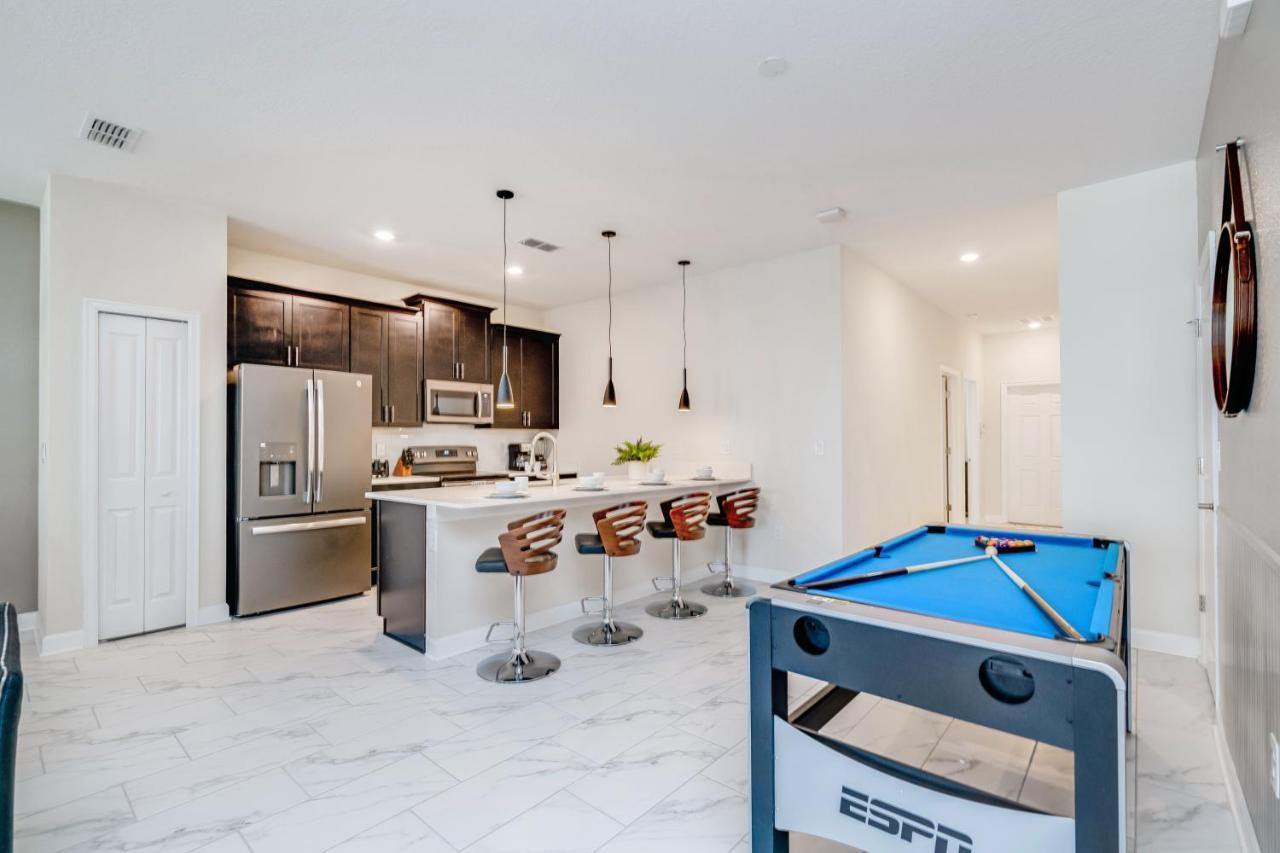 Beautiful Modern Home Wprivate Pool Near Wdw キシミー エクステリア 写真